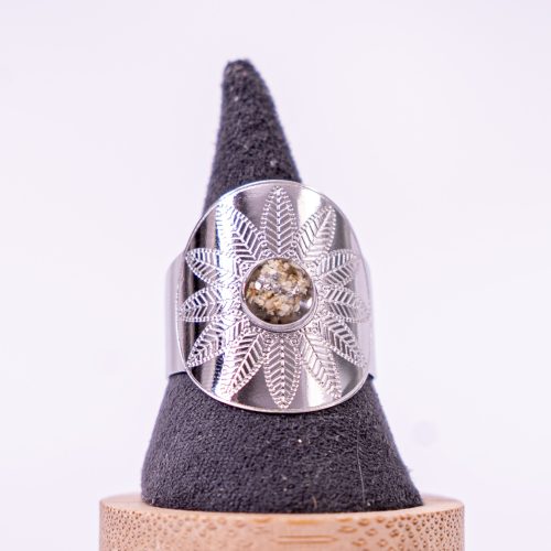phénaïsens bijoux bague argenté fleurie acier inoxydable 316L chirurgical hypoallergénique fleurs blanc phenaisens fait main france artisanal. Bague Rosace
