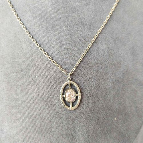 Collier Mystère